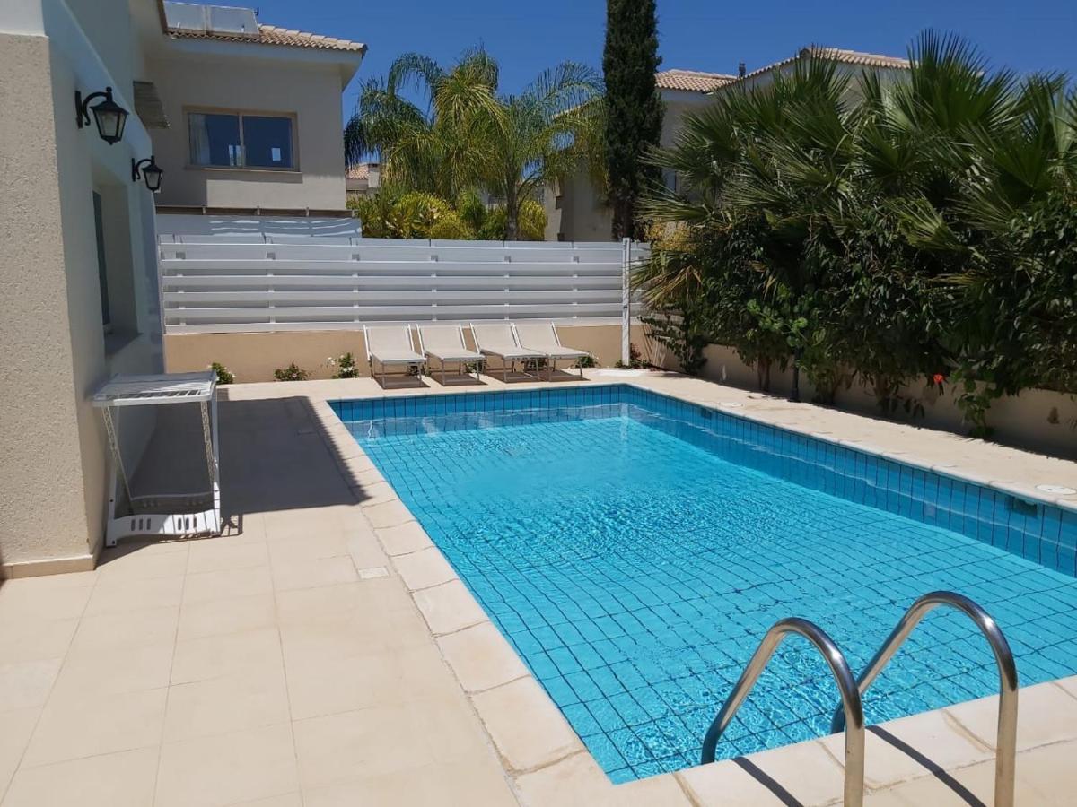 Anthorina Villa 18 Protaras Bagian luar foto